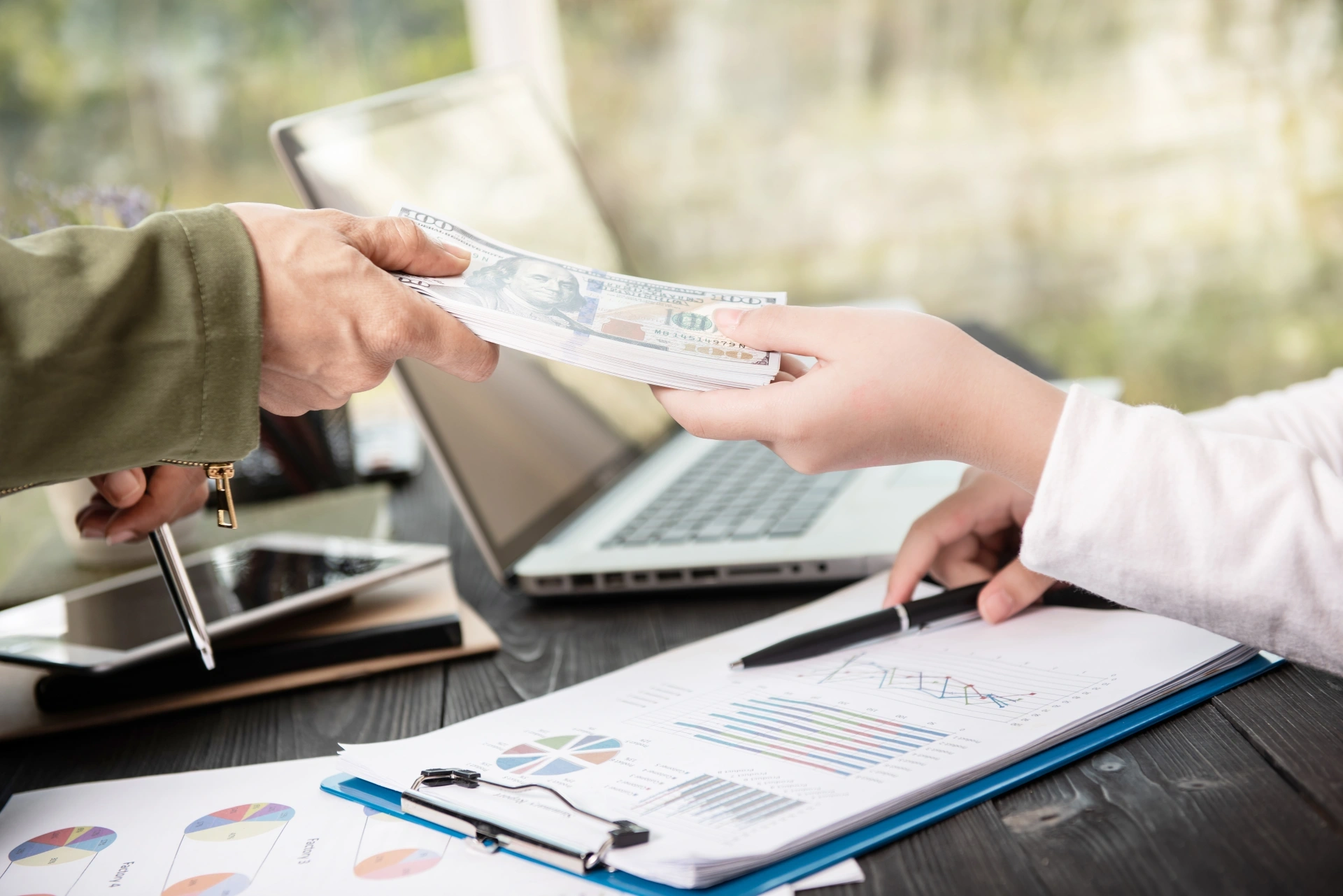 Transparent Fixed-Fee Model
